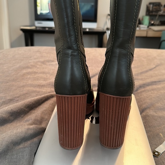 EUC Tod’s Lace-Up Leather Platform Boot Forest Green Size 38 - Picture 7 of 9